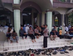 Kapolsek Conggeang dan Anggota Polsek Conggeang Turut Berdukacita atas Meninggalnya KH IRIF, Ketua MUI Kecamatan Conggeang