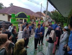 Kegiatan Pemberian bantuan sembako kepada masyarakat miskin ektrim dan pemberian telur kepada balita stunting juga ibu Hamil Resti ( resiko tinggi) oleh dinas pertanian kabupaten Sumedang