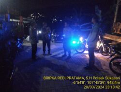 ANGGOTA POLSEK SUKASARI MELAKSANAKAN PATROLI MALAM HARI KE TEMPAT – TEMPAT RAWAN GANGGUAN KAMTIBMAS DI WILAYAH KECAMATAN SUKASARI