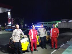 Demi Meminimalisir Terjadinya tindak Kriminalitas pada Malam hari Panit Samapta Polsek Tomo laksanakan Patroli “Blue Light”