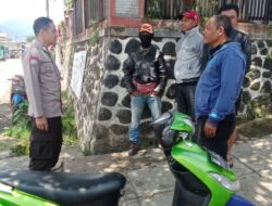 Bhabinkamtibmas Desa Sukarapih Melaksanakan Giat Sambang Dan Silaturahmi Kepada Warga masyarakat.