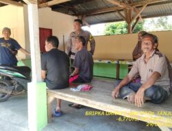 Aiptu Iwan Kurniawan melaksanakan sambang/silatrahmi Kamtibmas dan dumas keliling dalam rangka BEYOND TRUST PRESISI di wilayah Kec. Tanjungmedar