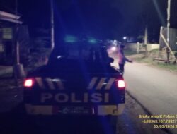 Anggota Unit Samapta Polsek Sukasari Rutin Laksanakan Patroli KRYD Blue Light / Malam hari di Wilayah Kecamatan Sukasari Kabupaten Sumedang
