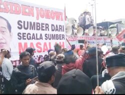 Unjuk Rasa Di Depan Gedung DPR RI Tolak Pemilu Curang Dan Mendukung Hak Angket DPR