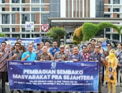 Ramadhan Penuh Berkah 1445 H , PTBA TBK Gelar Pembagian Sembako Untuk Masyarakat Pra Sejahtera
