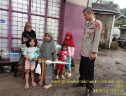 Kanit Bhabinkamtibmas polsek Sukasari Melaksanakan Giat Sambang Dan Silaturahmi kewarga binaannya yang berada di dsn Sukasari rt 02/02 Desa Sukasari