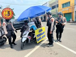 Sat Samapta Polres Kudus Mengecek, Jasa Penukaran Uang Baru