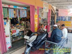 Kapolsek Tanjungmedar Iptu Hajid Abdulah, SH bersama Bbktm Desa Sukamukti melaksanakan sambang/silatrahmi Kamtibmas dan dumas keliling dalam rangka BEYOND TRUST PRESISI 