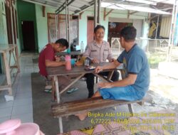 Aiptu Nana Sujana bersama Bripka Ade Mulyana melaksanakan sambang/silatrahmi kamtibmas ke warga masyarakat 