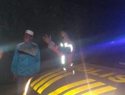 ANGGOTA SAMAPTA POLSEK SUKASARI MELAKSANAKAN PATROLI MALAM HARI KE TEMPAT TEMPAT RAWAN GANGGUAN KAMTIBMAS DI WILAYAH KECAMATAN SUKASARI