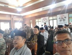 Menghadiri giat Acara Silaturahmi dan Penyerahan Intensif Para Pimpinan Pontren Tahun 2024 di Aula Tampomas Pemda TK II Kab.Sumedang
