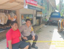 Aiptu Iwan Kurniawan melaksanakan sambang/silatrahmi Kamtibmas dan dumas keliling dalam rangka BEYOND TRUST PRESISI di wilayah Kec. Tanjungmedar