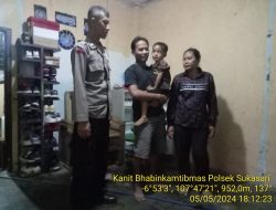 Kanit Bhabinkamtibmas polsek Sukasari Melaksanakan Giat Sambang Dan Silaturahmi kewarga binaannya yang berada di dsn Sukasari rt 03/02 Desa Sukasari