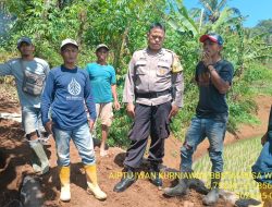 Aiptu Iwan Kurniawan melaksanakan sambang/silatrahmi Kamtibmas dan dumas keliling dalam rangka BEYOND TRUST PRESISI 