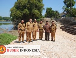 Sejumlah Plat Besi Akan Dipasang Untuk Kokohkan Tanggul Tepian Bengawan Solo di Gadon