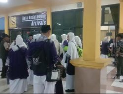 Kloter Pertama Calon Jemaah Haji Provinsi Jawa Barat, Mulai Memasuki Asrama Haji Embarkasi Jakarta-Bekasi