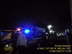 Anggota Unit Samapta Polsek Sukasari Rutin Laksanakan Patroli KRYD Blue Light / Malam hari di Wilayah Kecamatan Sukasari Kabupaten Sumedang