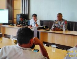 Kapolsek Tanjungmedar IPTU GUNGUN WG melaksanakan Kegiatan Jumat Curhat