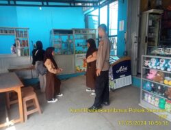 Kanit Bhabinkamtibmas polsek Sukasari Melaksanakan Giat Sambang Dan Silaturahmi kewarga binaannya yang berada di dsn Sukasari rt 02/02 Desa Sukasari 