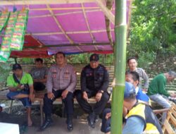 Panit Samapta Polsek Tomo Melakukan Patroli Rutin Siang Hari