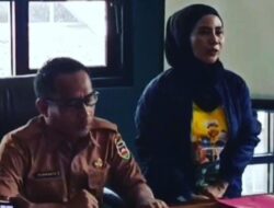 Oknum Guru Wanita Yang Melecehkan Profesi Wartawan Meminta Maaf Di Kantor Dinas Pendidikan