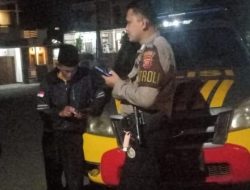Anggota Unit Samapta Polsek Sukasari Rutin Laksanakan Patroli KRYD Blue Light / Malam hari di Wilayah Kecamatan Sukasari Kabupaten Sumedang