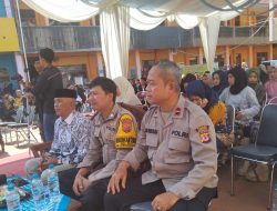 Menghadiri Kegiatan Pelepasan Kelas XII SMK PGRI 1 Sumedang Kelurahan Situ Kecamatan Sumedang Utara Kabupaten Sumedang.