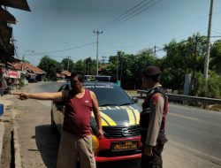 Untuk mencegah terjadinya C3 (Curas,Curat, Curanmor) Samapta Polsek Tomo Laksanakan KRYD siang hari