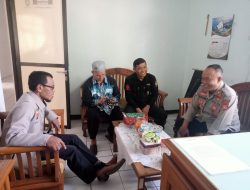 Silaturahmi Kamtibmas Kapolsek Tomo Kepada Aparatur Kecamatan Tomo.