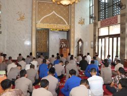 Perkuat Mental dan Spiritual, Polres Cirebon Kota Gelar Binrohtal Rutin