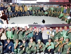 H. Nasrudin Pemdes Kedung pengawas Bersama Babinsa Dan Bhabinkamtibmas Beri pelatihan dan Pembinaan Linmas