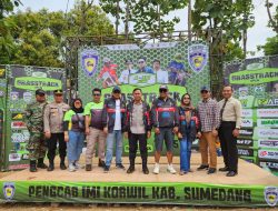 pembukaan perlombaan olahraga dalam rangka rangkaian kegiatan HUT Bhayangkara Ke 78 Tahun 2024 tingkat Polres Sumedang