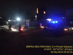 Anggota Unit Samapta Polsek Sukasari Rutin Laksanakan Patroli KRYD Blue Light / Malam hari di Wilayah Kecamatan Sukasari Kabupaten Sumedang