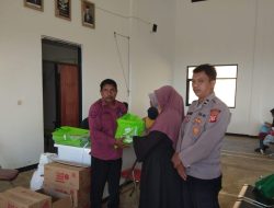monitoring pembagian bantuan nutrisi tambahan bagi balita stunting dan orang tua rawan ekonomi dari komensos, badan pangan sosial ,id food kepada Warga masyarakat Desa sirnamulya Kec. Sumedang Utara