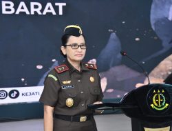 Kajati Jabar Katarina Endang Sarwesti Lantik Wakajati dan 16 Pejabat Esellon 3