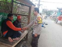 Bhabinkamtibmas Desa Sukarapih Melaksanakan Giat Sambang Dan Silaturahmi Kepada Warga masyarakat