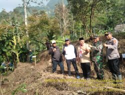 Polsek Sukasari Polres Sumedang Menyelenggarakan Penanaman Pohon dalam Rangka HUT Bhayangkara ke-78