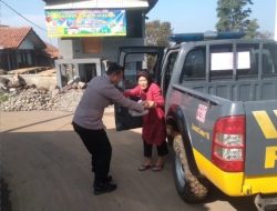 KAPOLSEK SUKASARI BESERTA ANGGOTA SAMAPTA POLSEK SUKASARI MELAKSANAKAN PATROLI SIANG HARI KE TEMPAT TEMPAT RAWAN GANGGUAN KAMTIBMAS DI WILAYAH KECAMATAN SUKASARI