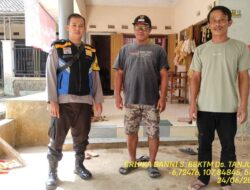 Bripka Dani Santika melaksanakan sambang/silatrahmi Kamtibmas dan dumas keliling dalam rangka BEYOND TRUST PRESISI di wilayah Kec. Tanjungmedar