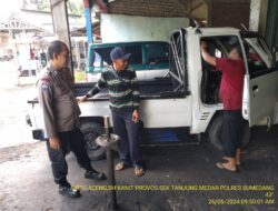 Aiptu Aceng, SH Bersama Bripka Ade Mulyana melaksanakan sambang/silatrahmi Kamtibmas dan dumas keliling dalam rangka BEYOND TRUST PRESISI