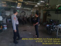 KAPOLSEK SUKASARI BESERTA ANGGOTA SAMAPTA POLSEK SUKASARI MELAKSANAKAN PATROLI SIANG HARI KE TEMPAT TEMPAT RAWAN GANGGUAN KAMTIBMAS DI WILAYAH KECAMATAN SUKASARI