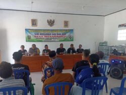 Bhabinkamtibmas Polsek Tomo Monitoring Penyaluran Bantuan Pangan Cadangan Beras Pemerintah (CBP) bulan Juni 2024 di Desa Mekarwangi.