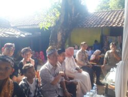 Bhabinkamtibmas Desa Tolengas Aipda Irwan S. Menghadiri Pelulusan Siswa – Siswi SDN Tolengas