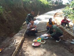 SINERGRITAS TNI POLRI MELAKSANAKAN SAMBANG SILATURAHMI BERSAMA DIWILAYAH DESA Banyuresmi KEC. SUKASARI KAB. SUMEDANG