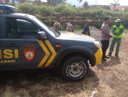 KAPOLSEK SUKASARI BESERTA ANGGOTA SAMAPTA POLSEK SUKASARI MELAKSANAKAN PATROLI SIANG HARI KE TEMPAT TEMPAT RAWAN GANGGUAN KAMTIBMAS DI WILAYAH KECAMATAN SUKASARI