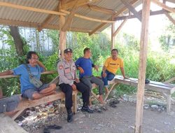 Samapta Polsek Tomo Tingkatkan Keamanan dan Kenyamanan dengan Patroli Jalan Kaki.
