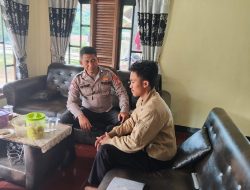 Bhabinkamtibmas Desa Genteng Melaksanakan Giat Sambang Dan Silaturahmi Kepada Warga masyarakat