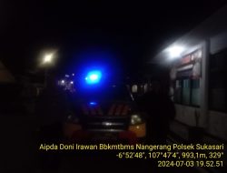 Anggota Polsek Sukasari Laksanakan Patroli KRYD Blue Light / Malam Hari di Wilayah Kecamatan Sukasari Kabupaten Sumedang