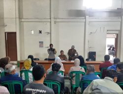 BHabinkamtibmas Desa Jatimulya Monitoring Kegiatan Pembinaan Penyaluran Insentif RT dan RW