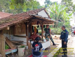 Untuk menjaga Sinergitas TNI/POLRI Bhabinkamtibmas bersama Babinsa melaksnakan sambang/silaturahmi Kamtibmas